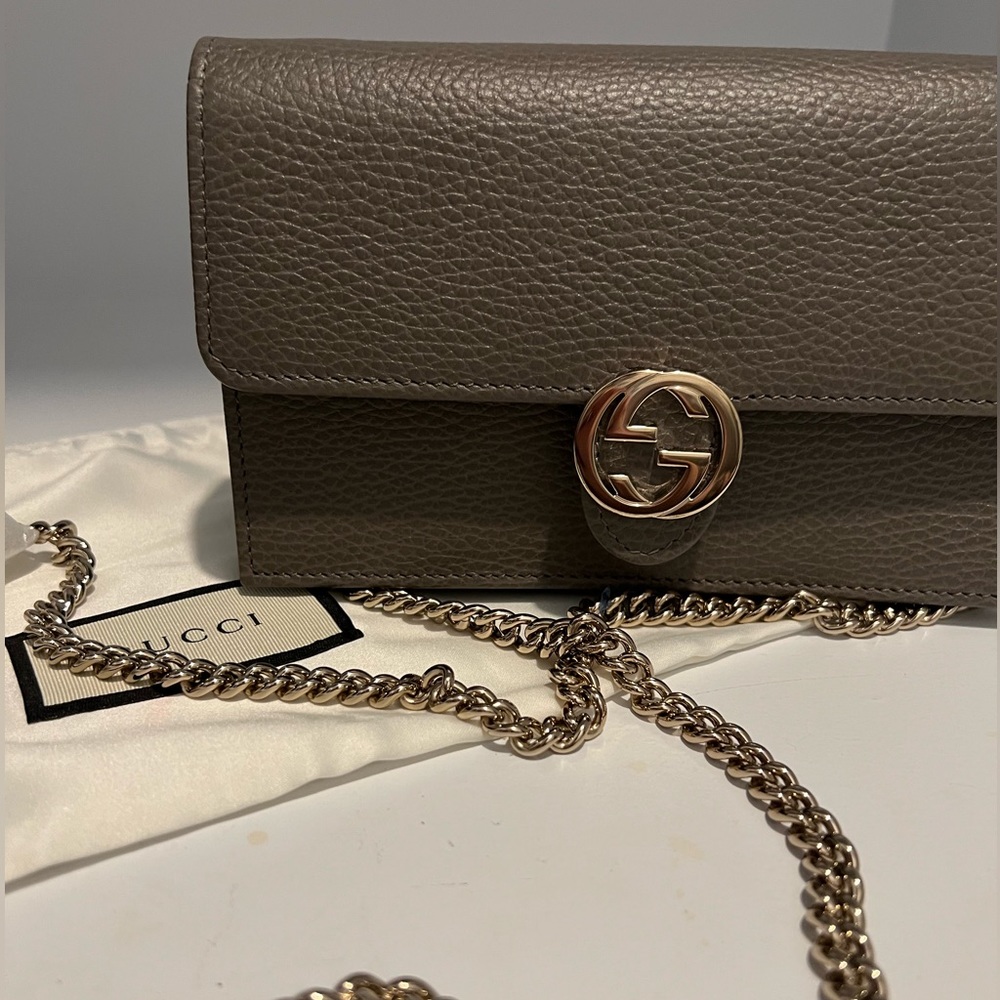 NEW Gucci GG Interlocking Wallet on Chain Grey - Picture 9 of 10